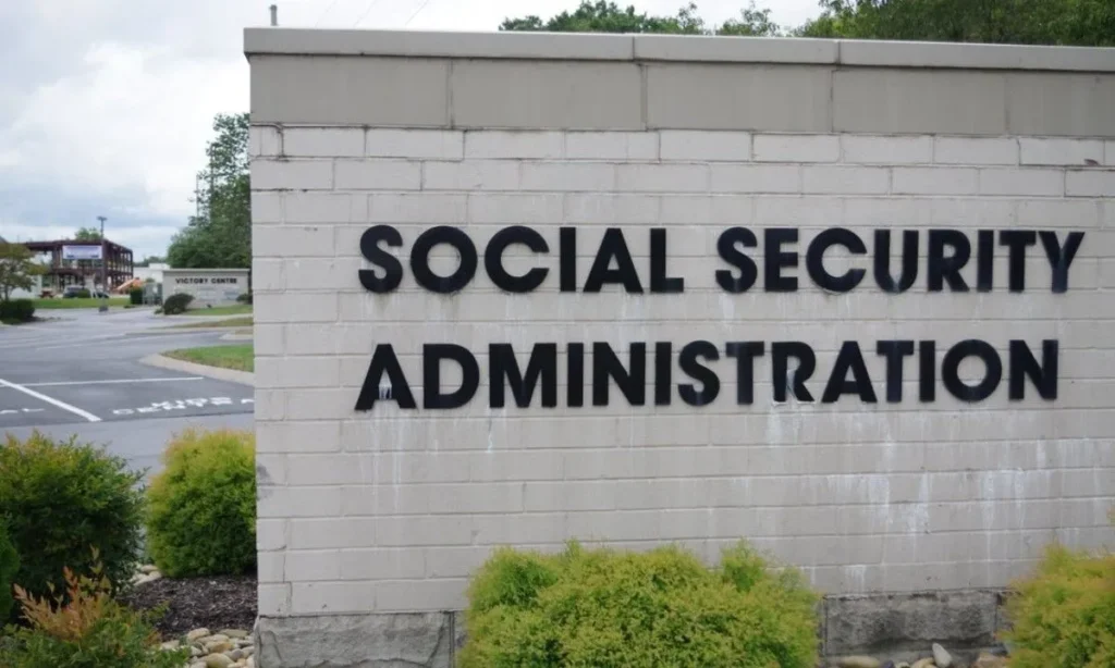 Social security drop benefits by 2033, what every retiree should know