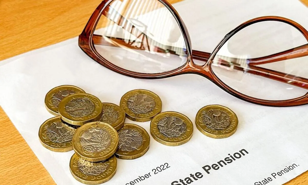 UK November 2025 payments, pension dates and winter help you need to know